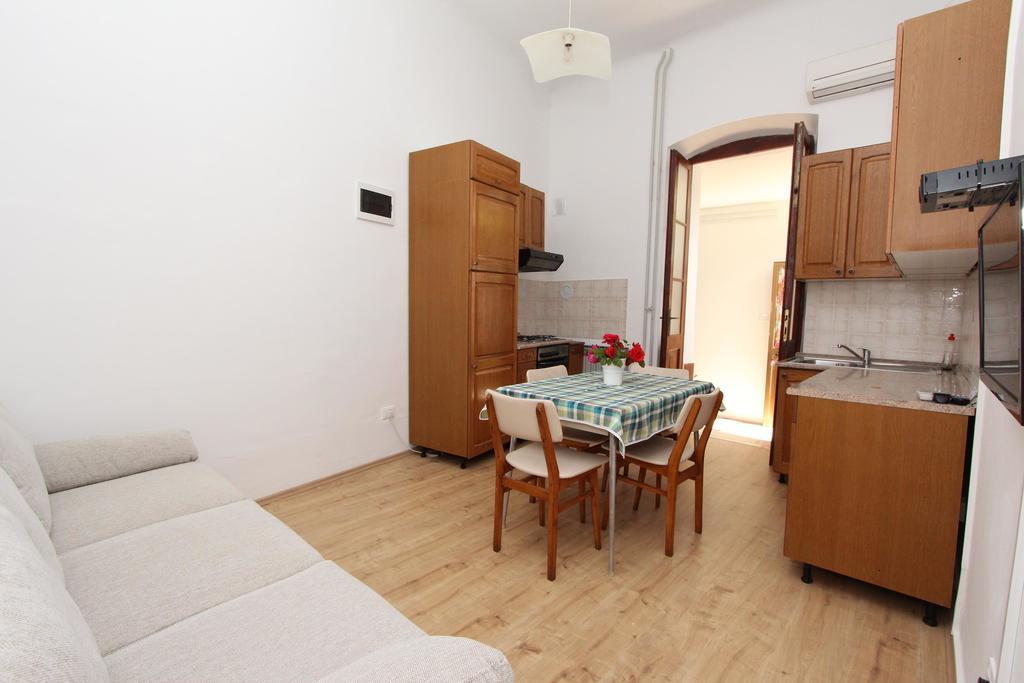 Apartment Riki Rovinj Exterior foto
